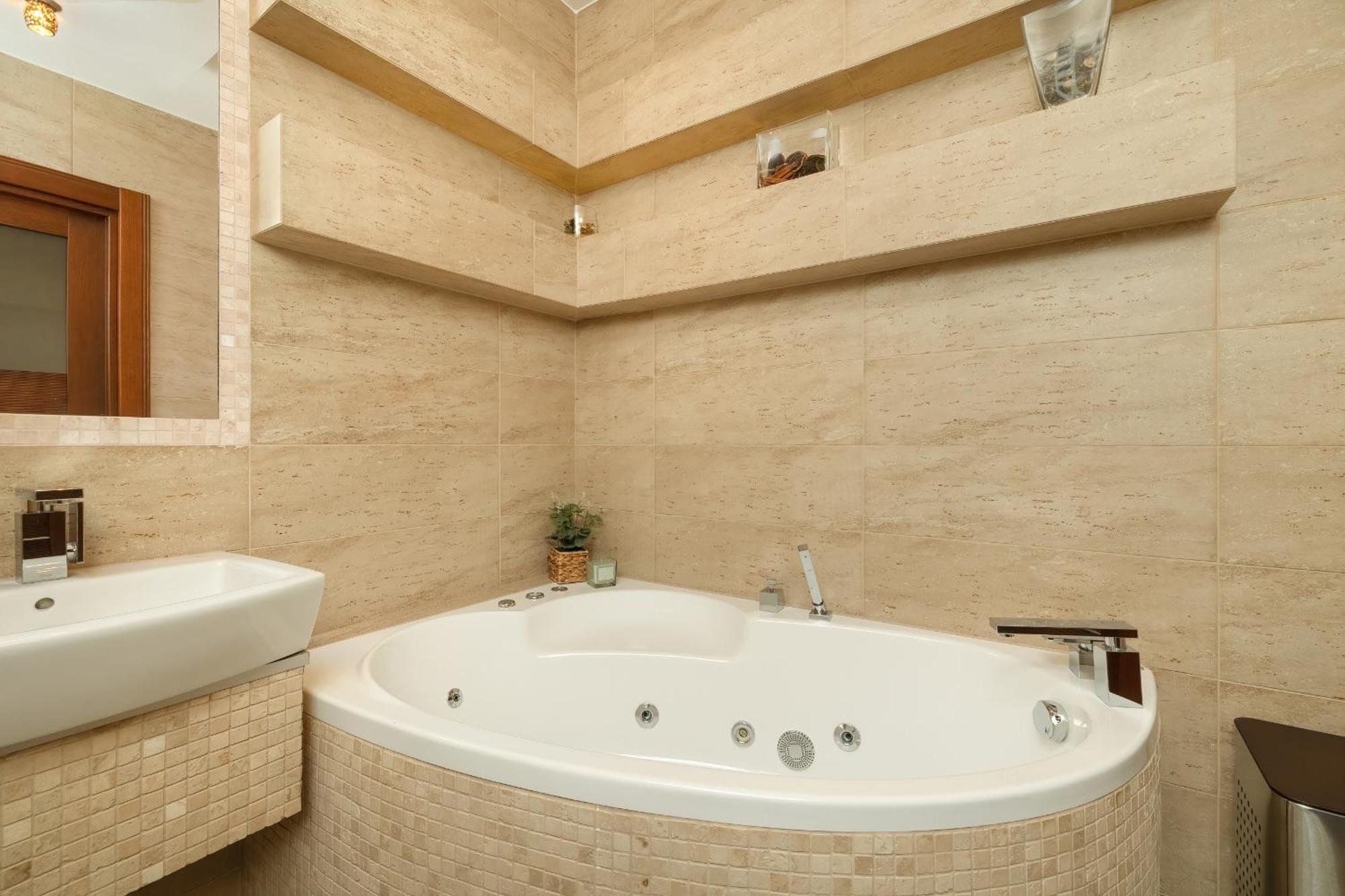 Apartamento Przytulny Z Klimatyzacja I Parkingiem By Renters Cracovia