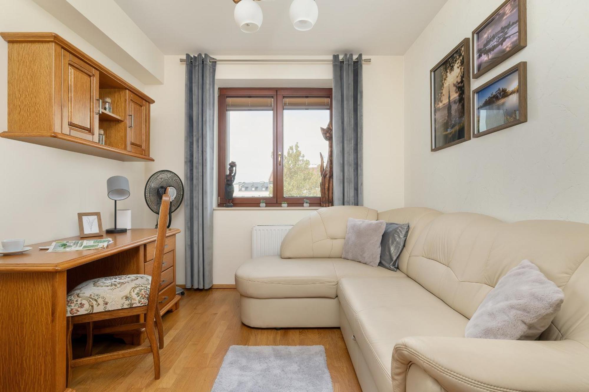 Przytulny Z Klimatyzacja I Parkingiem By Renters Apartmán *